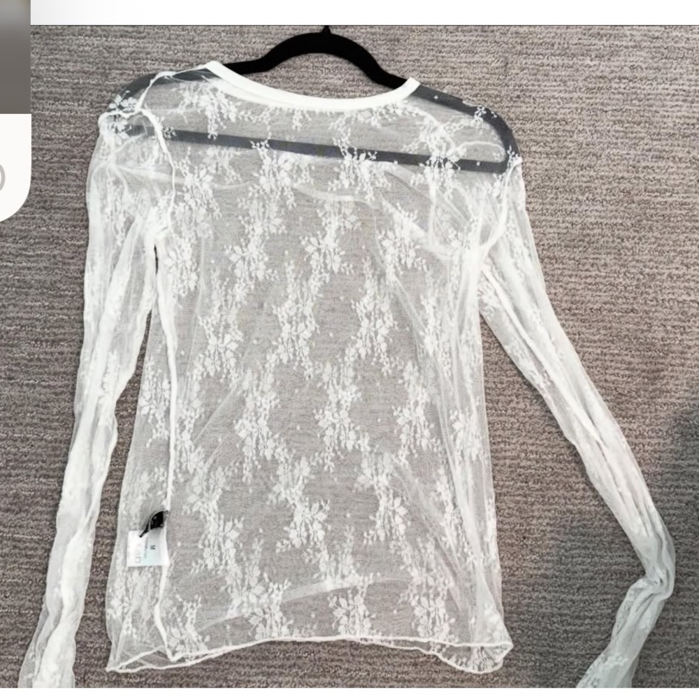 Elegant White Lace Women’s Top